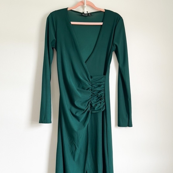 Boohoo Dark Green Long Sleeve High Slit Ruched Side Maxi Dress sz 8 - Picture 5 of 8
